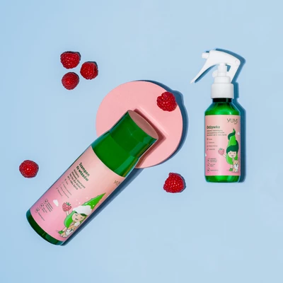 Yumi Kids delicate raspberry hair shampoo for children from the age of 3 300 ml